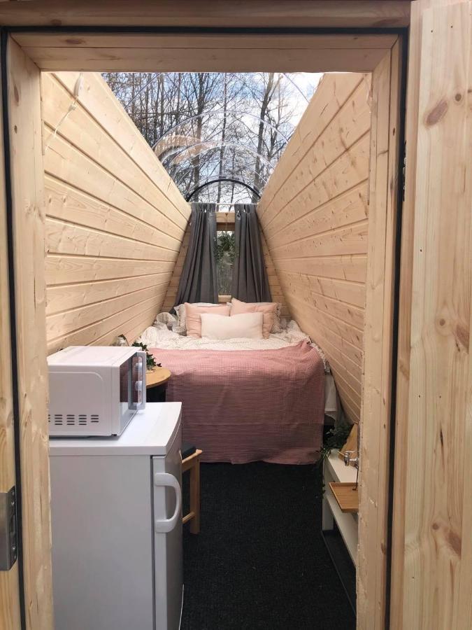 Niiralan Tila : Starlite Cabin Laitila Exteriér fotografie