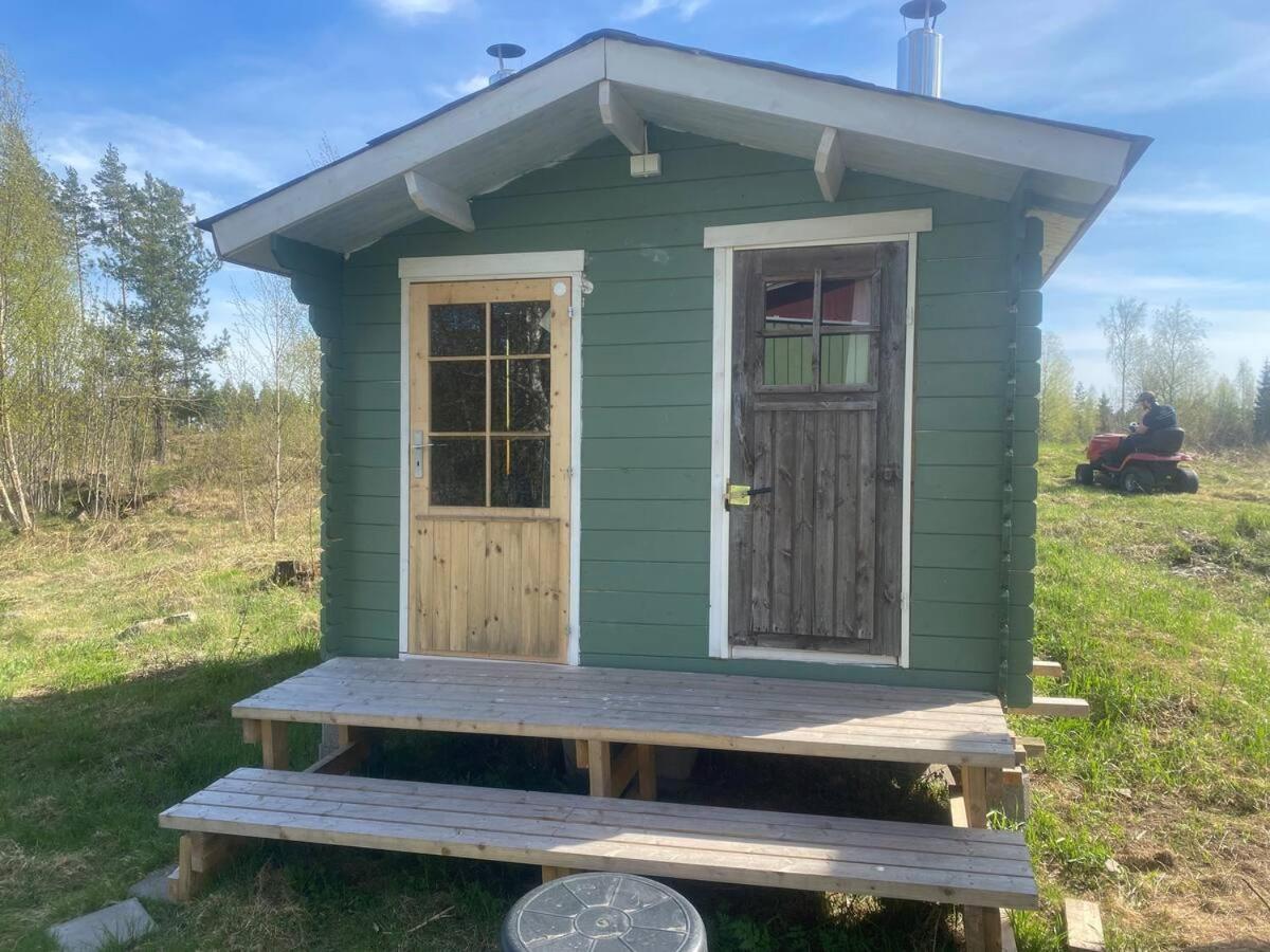 Niiralan Tila : Starlite Cabin Laitila Exteriér fotografie