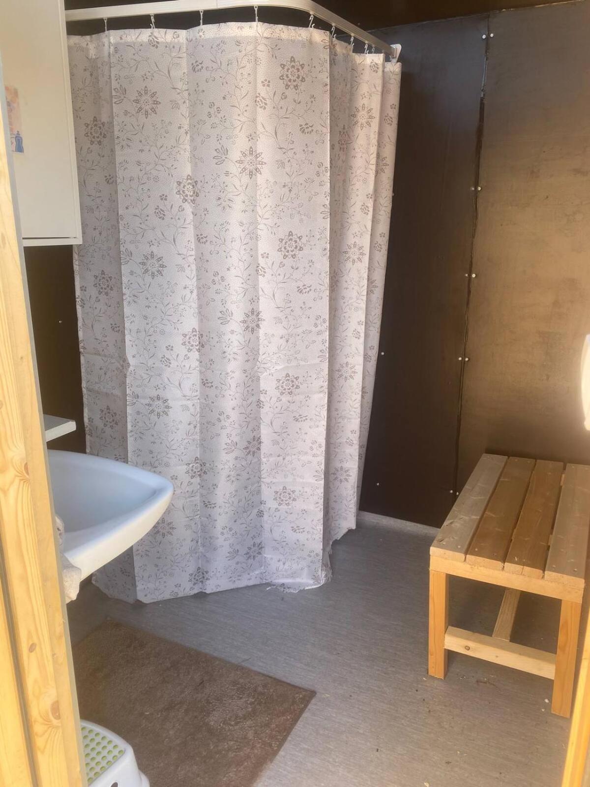 Niiralan Tila : Starlite Cabin Laitila Exteriér fotografie